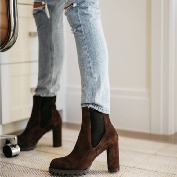 Stuart Weitzman Wenda Block Heel Suede Bootie Sz 5B - Picture 1 of 10
